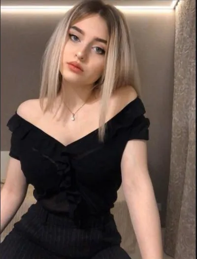 Соня, 25
